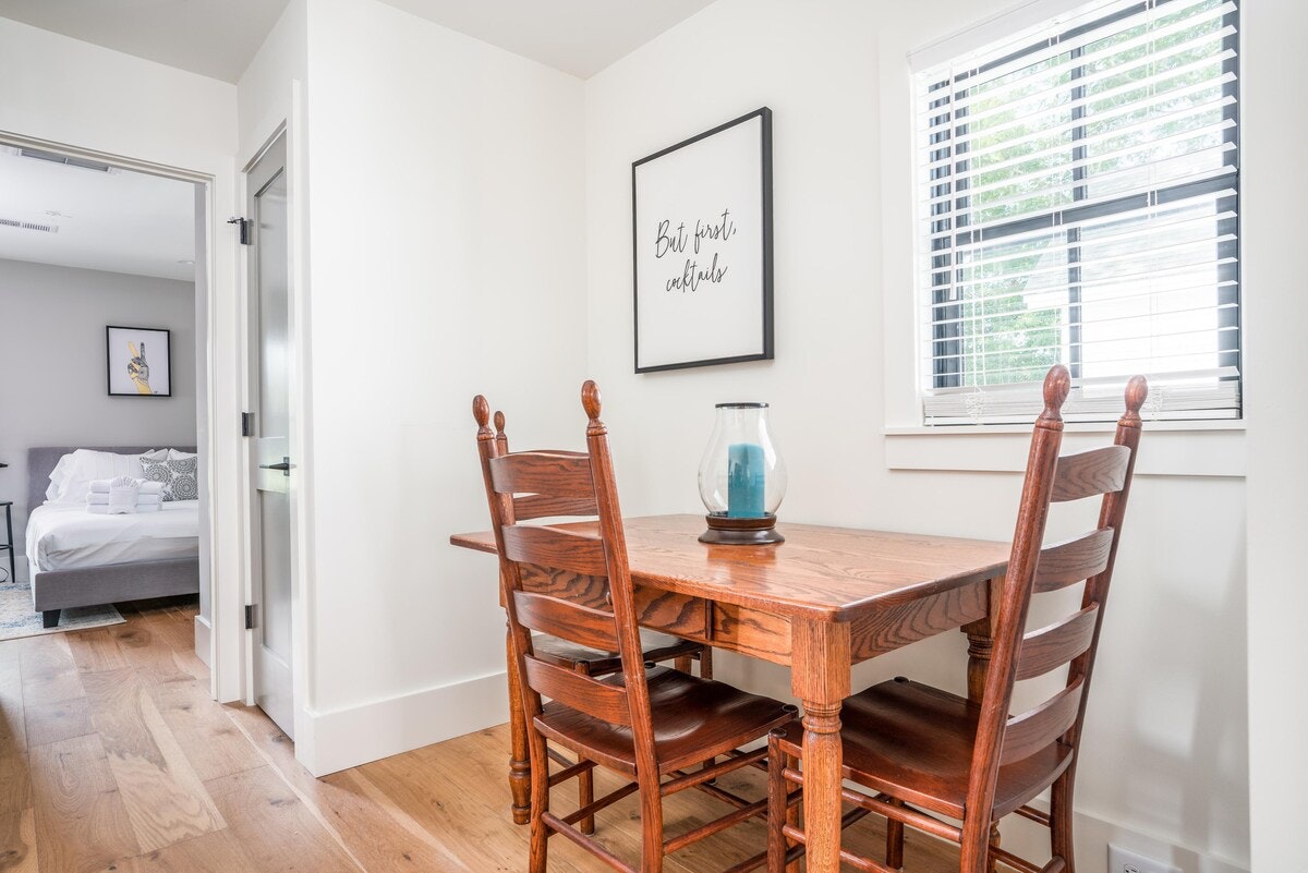 Charleston Home 1006051