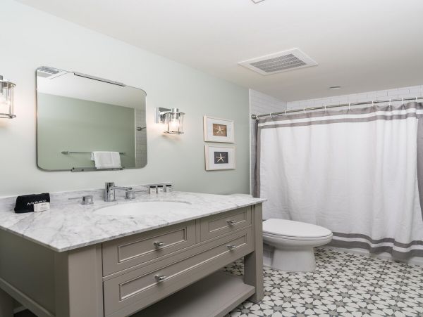 Charleston Home 1006051