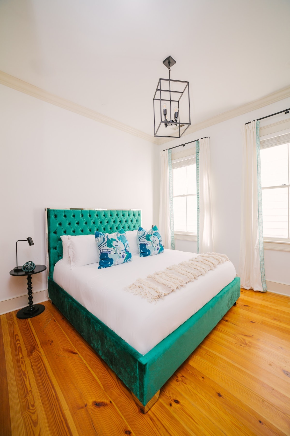 Charleston Home 1006052