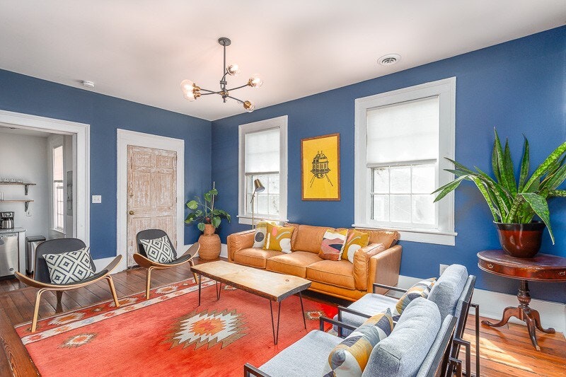 Charleston Home 1006053