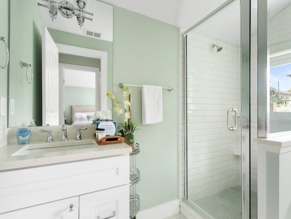 Charleston Home 1006057