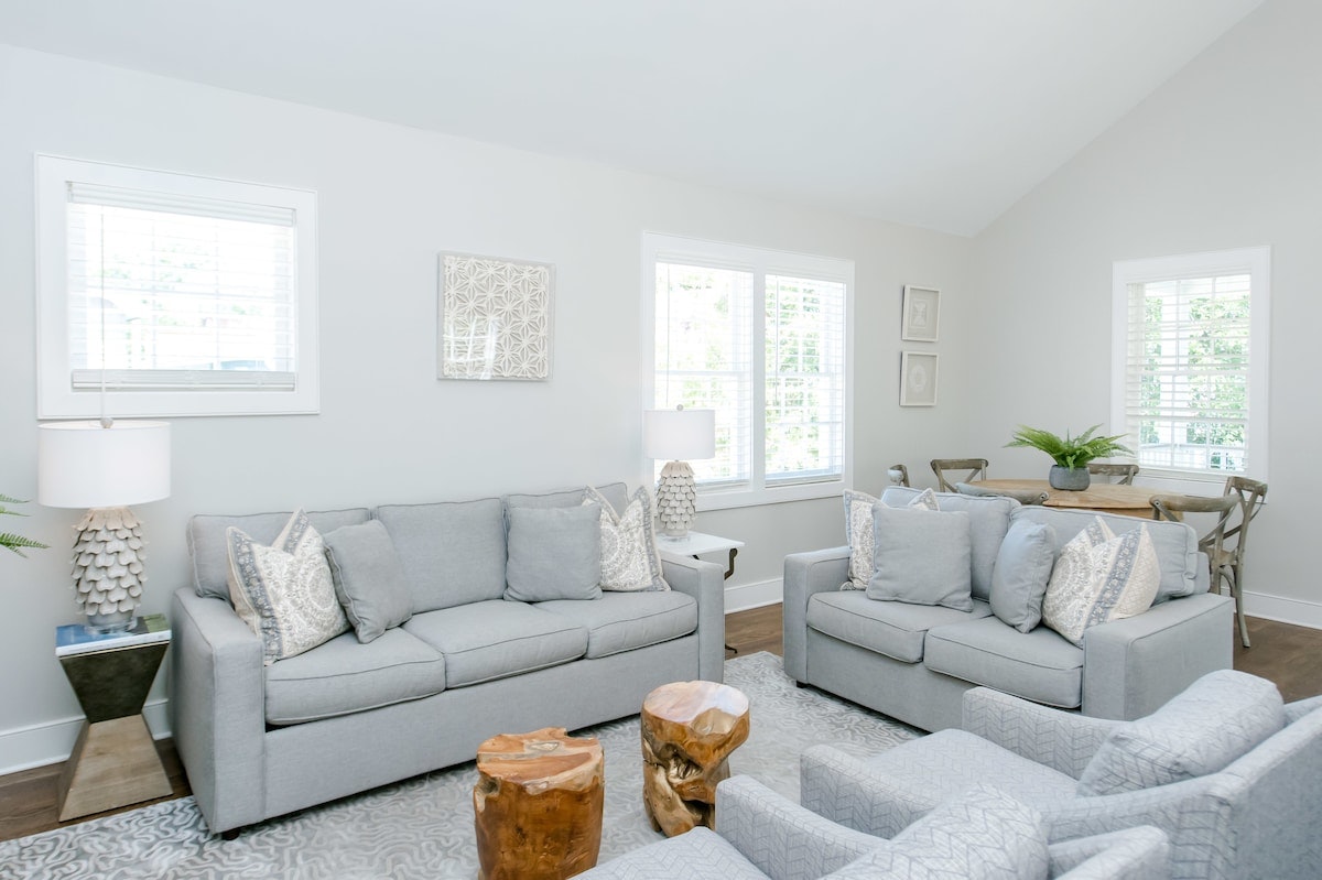 Charleston Home 1006058