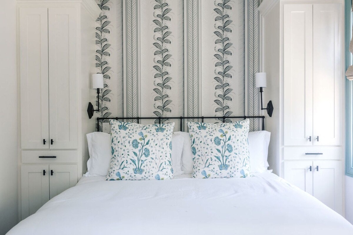 Charleston Home 1006058