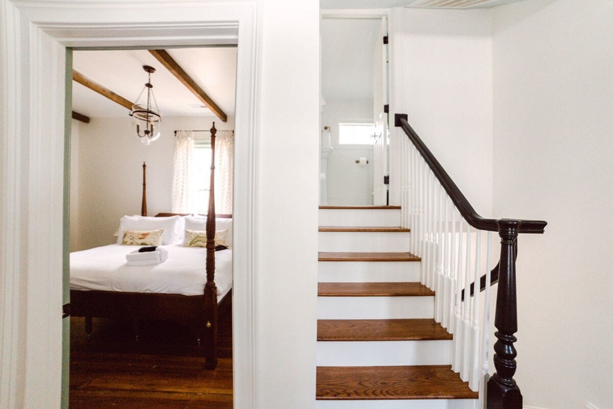Charleston Home 1006058
