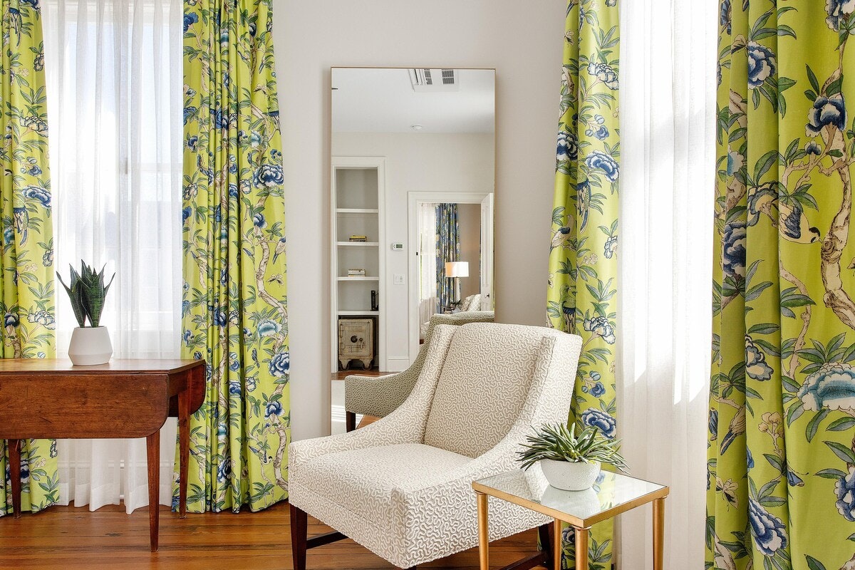 Charleston Home 1006060