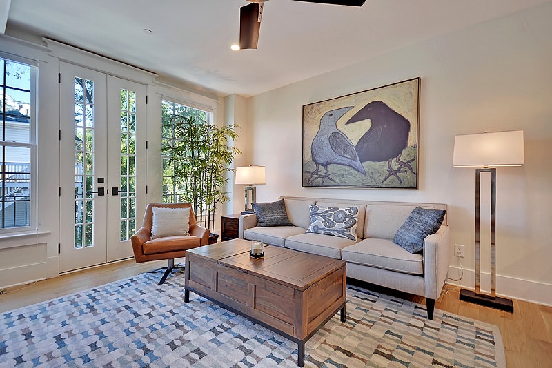 Charleston Home 1006061