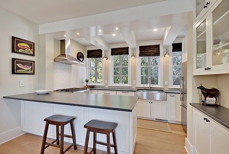 Charleston Home 1006061