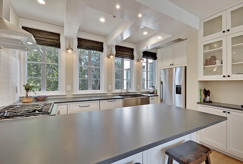 Charleston Home 1006061