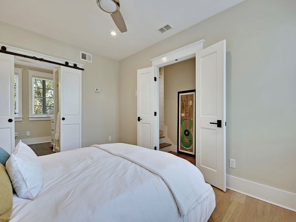 Charleston Home 1006061