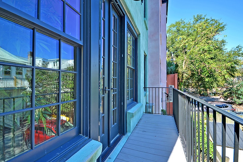 Charleston Home 1006061