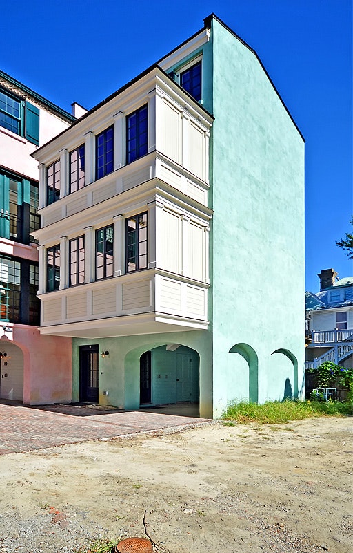 Charleston Home 1006061