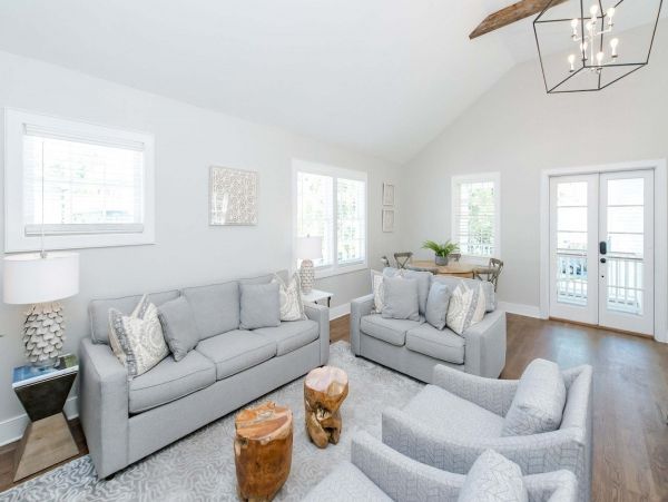 Charleston Elegant Four Bedroom Vacation Rental