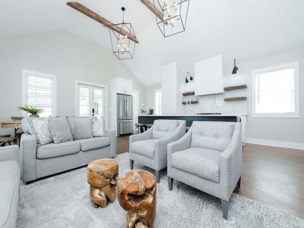 Charleston Elegant Four Bedroom Vacation Rental