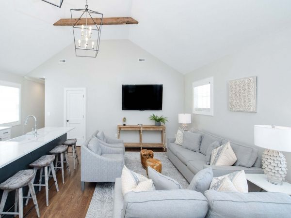 Charleston Elegant Four Bedroom Vacation Rental