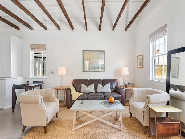 Charleston Home 1006066