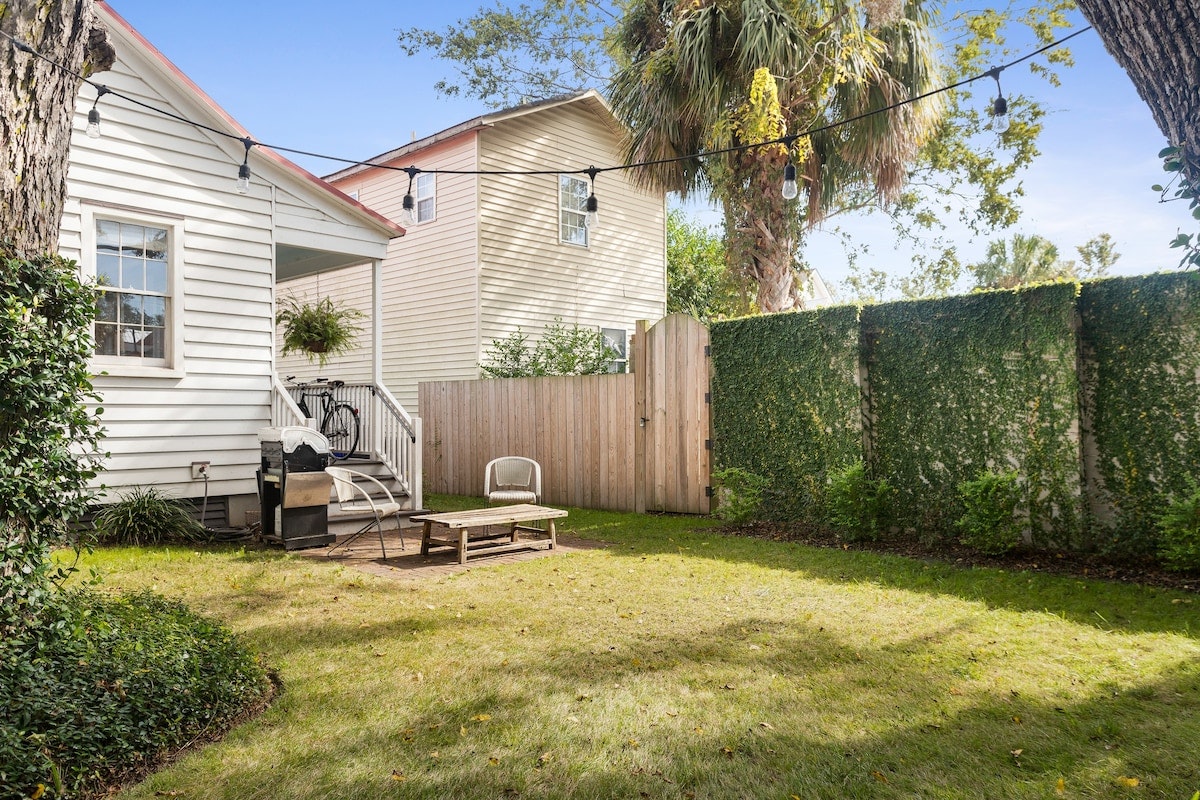 Charleston Home 1006066