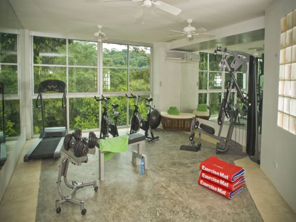 Luxurious Vacation Pool Villa in Costa Rica Sleeps 26 Guests