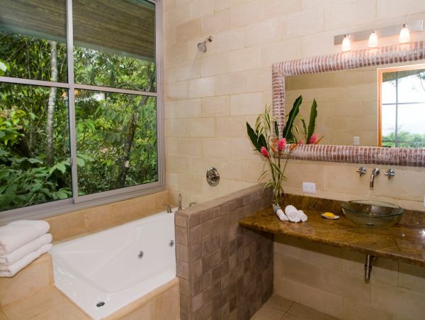 Luxurious Vacation Pool Villa in Costa Rica Sleeps 26 Guests