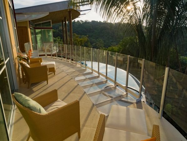 Luxurious Vacation Pool Villa in Costa Rica Sleeps 26 Guests