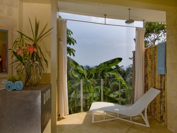 Luxurious Vacation Pool Villa in Costa Rica Sleeps 26 Guests