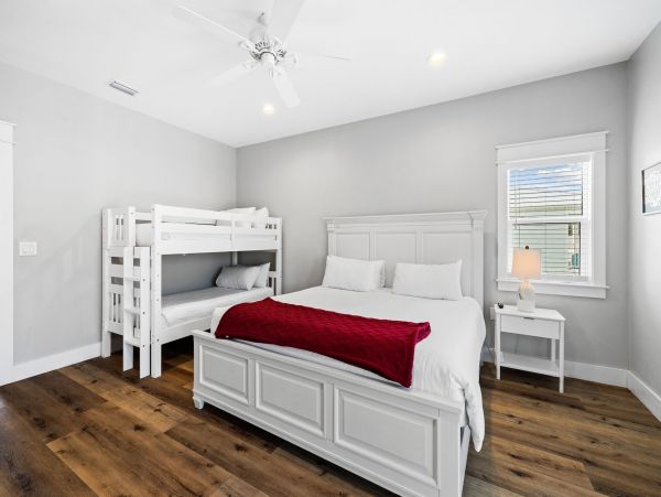 Walk to Beach Destin Vacation Home Nine Bedrooms With Pool