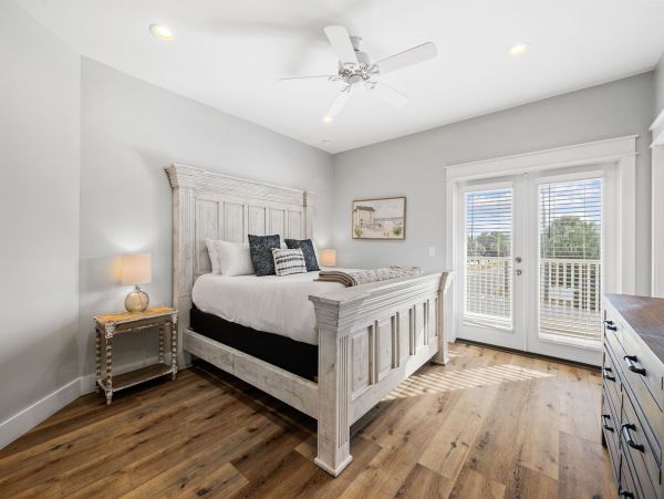 Walk to Beach Destin Vacation Home Nine Bedrooms With Pool