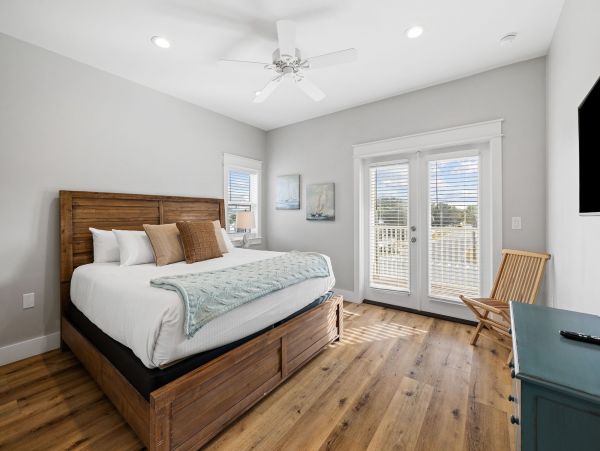 Walk to Beach Destin Vacation Home Nine Bedrooms With Pool