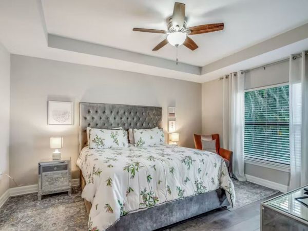 Gorgeous 4 Bedroom Vacation Pool Home in Cape Coral Sleeps 8
