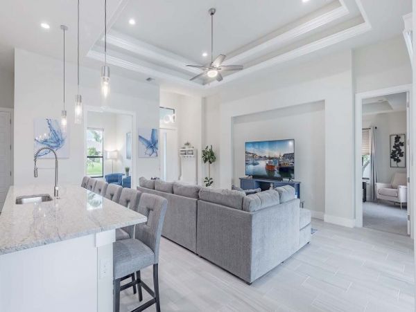 Canal Front Vacation Home in Cape Coral With Pool Sleeps 6