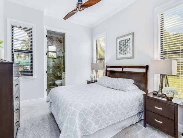 Cape Coral Luxury Villa With Private Pool & Canal Views