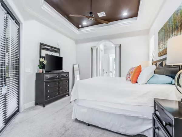 Cape Coral Luxury Villa With Private Pool & Canal Views
