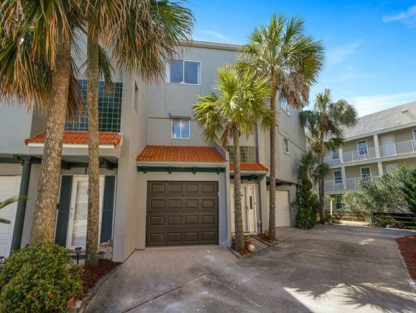 Holiday Isle Vacation townhome