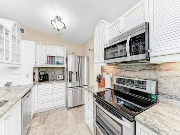 Siesta Key Bay Isles  Luxury Estate with boat dock