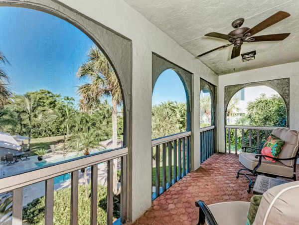 Siesta Key Bay Isles  Luxury Estate with boat dock