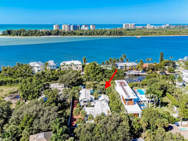 Siesta Key Bay Isles  Luxury Estate with boat dock