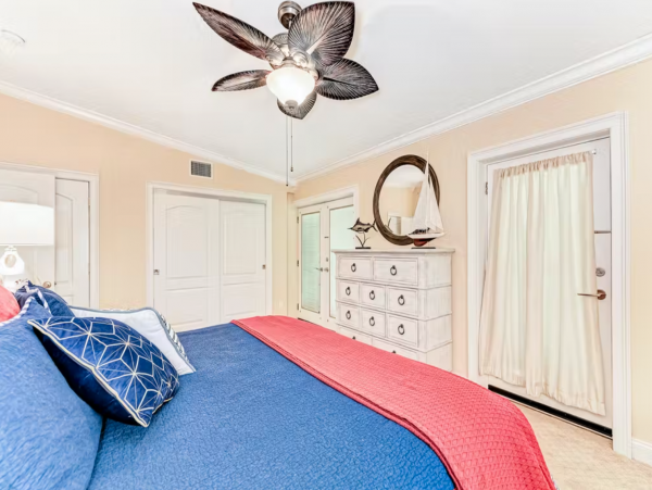 Siesta Key Bay Isles  Luxury Estate with boat dock