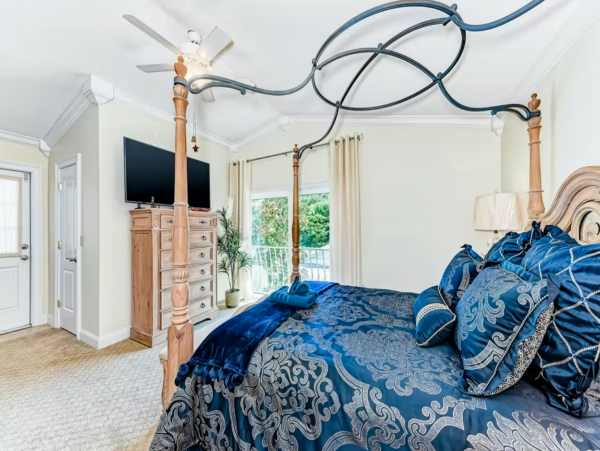 Siesta Key Bay Isles  Luxury Estate with boat dock