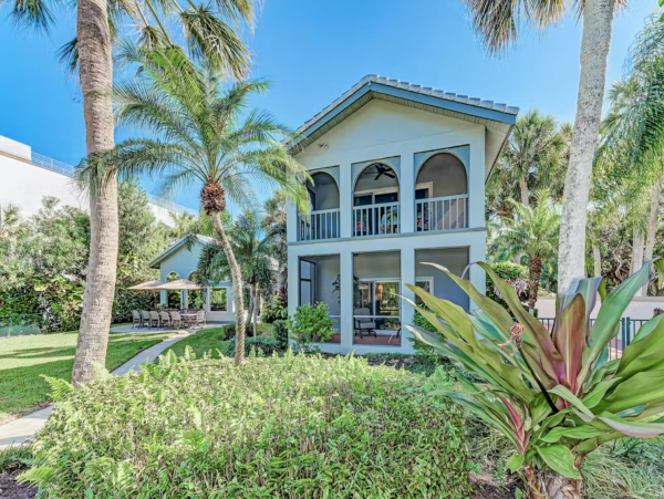 Siesta Key Bay Isles  Luxury Estate with boat dock