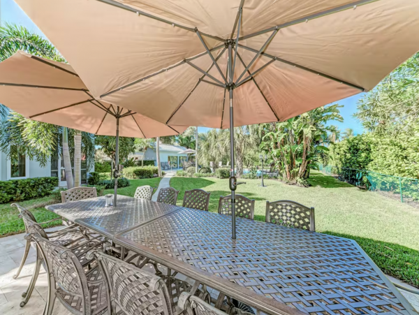 Siesta Key Bay Isles  Luxury Estate with boat dock
