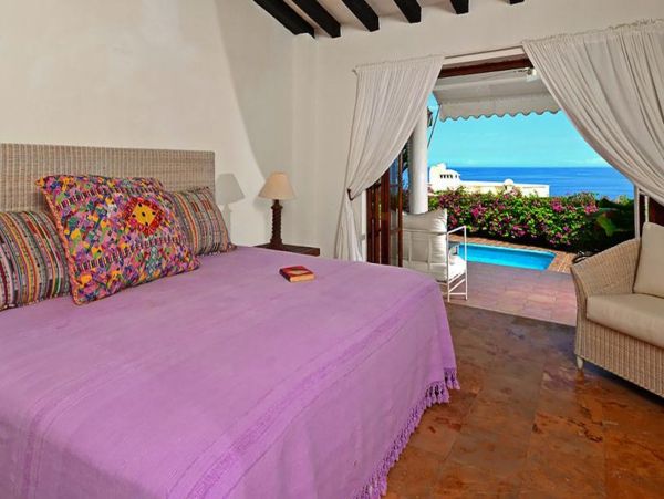 Ocean views, hillside Conchas Chinas Villa