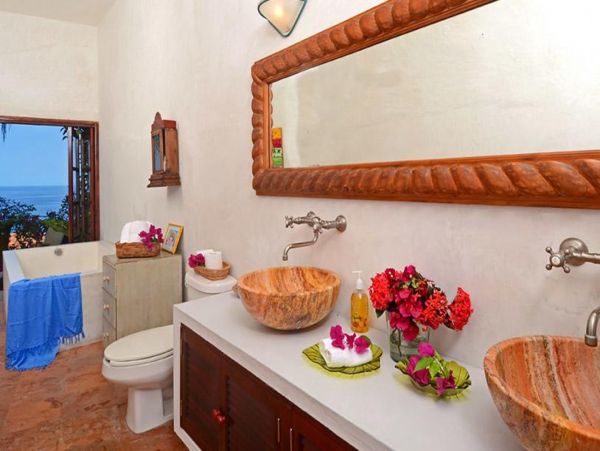 Ocean views, hillside Conchas Chinas Villa