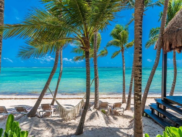 Tropical Oasis: Beachfront Villa in the Heart of Mexico's Caribbean Coast
