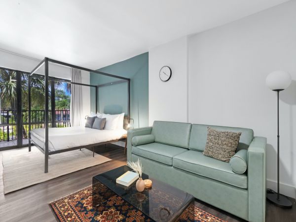 Fort Lauderdale Home 1006335