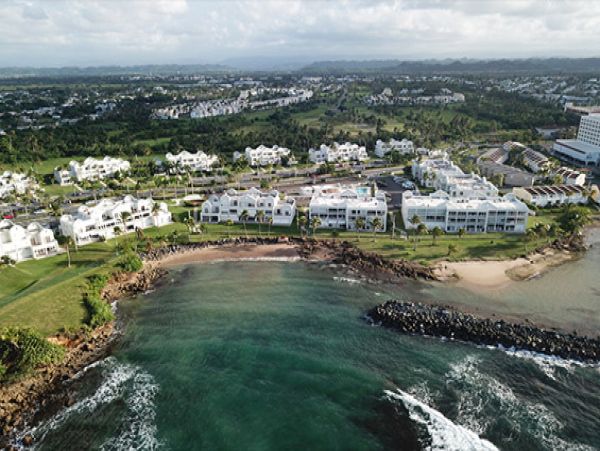 3 Bedroom Puerto Rico Vacation Villa - Walk to Beach