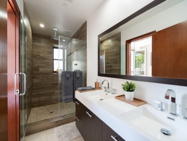 Beautiful Two Bedroom Los Angeles Home Pool & Studio