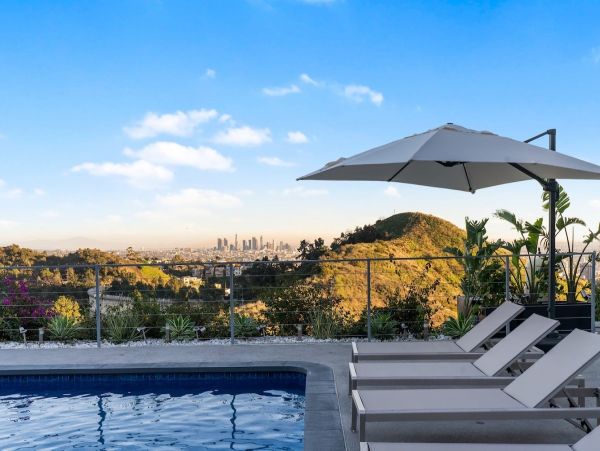 Los Angeles Home 1006371