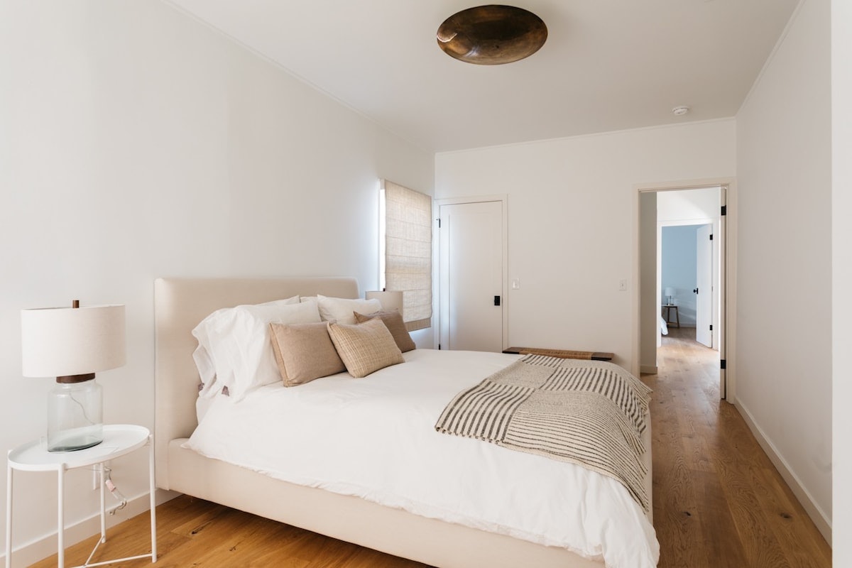 Block from Venice, Charming 2 bedroom