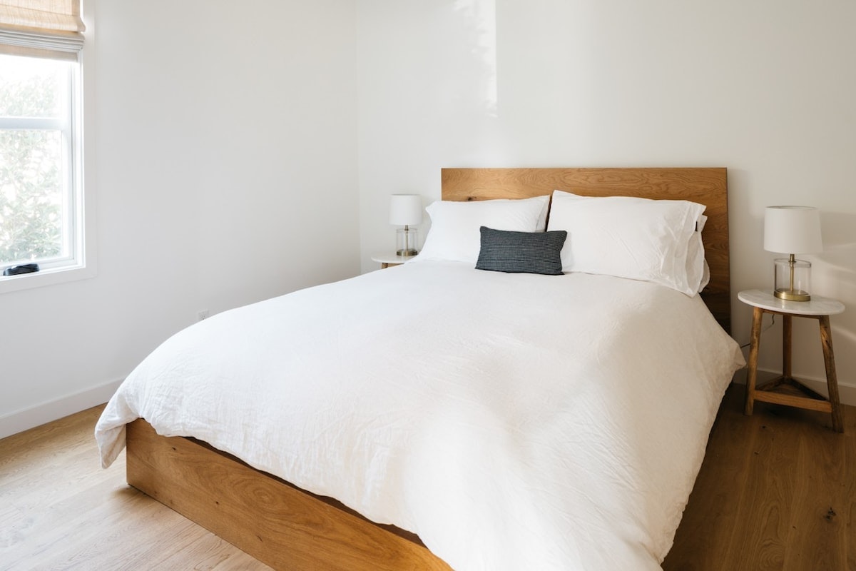 Block from Venice, Charming 2 bedroom