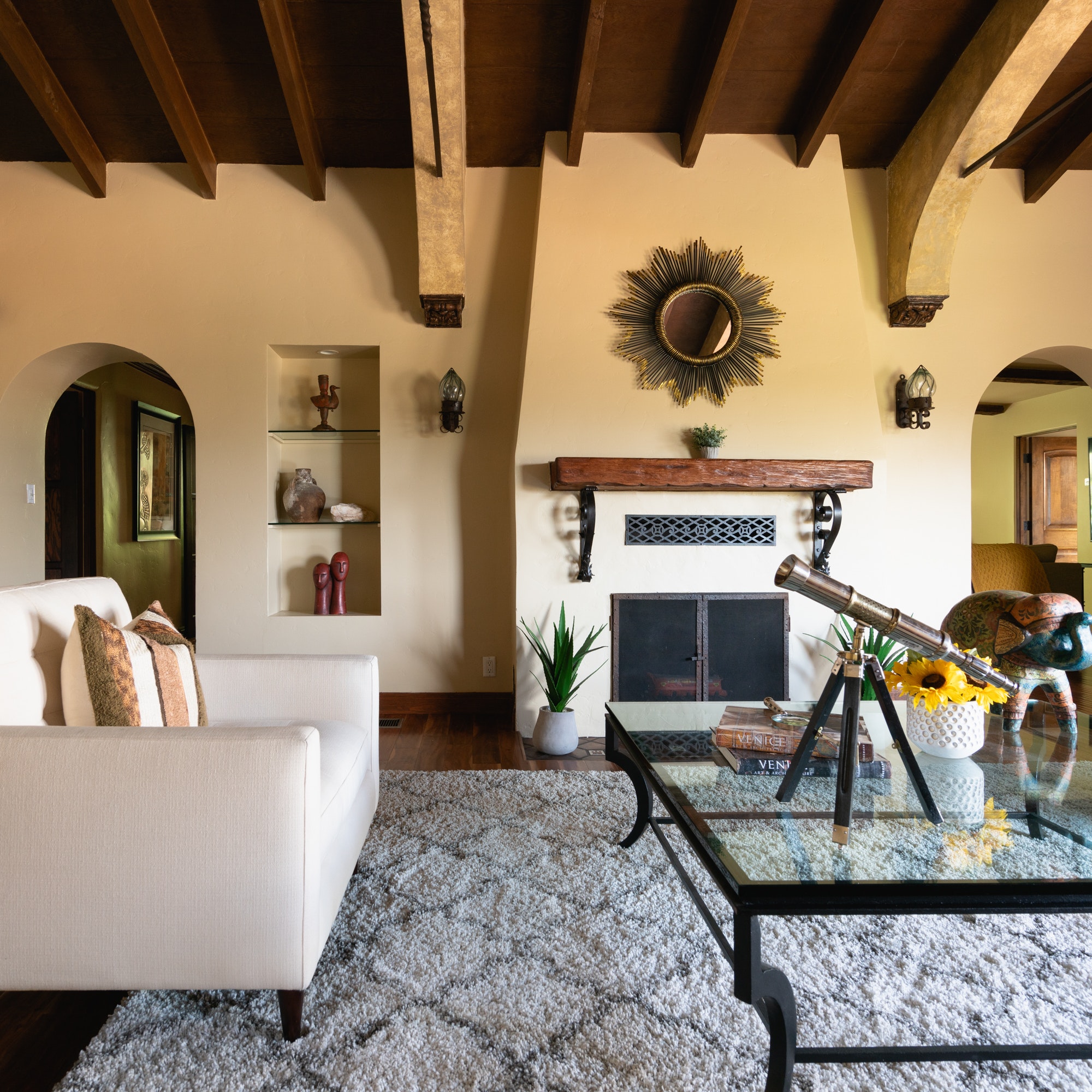 Los Angeles Home 1006387