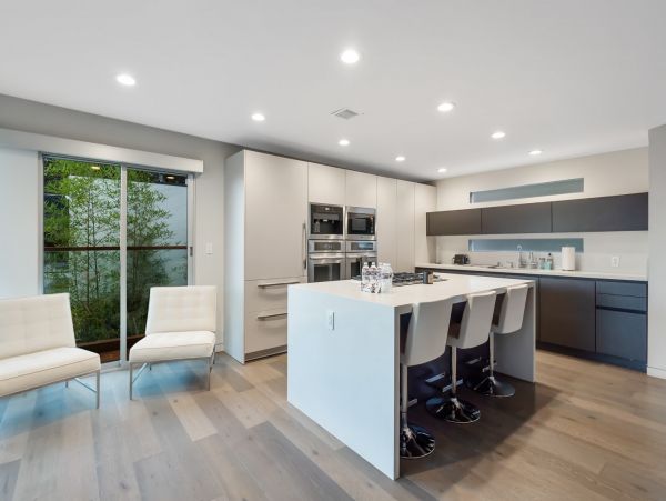 Los Angeles Home 1006389